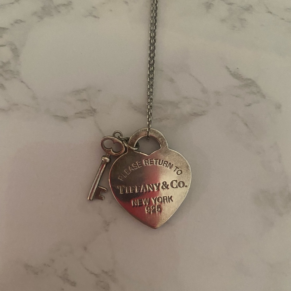 Tiffany & Co Sterling Silver Enamel Return To Tiffany Heart Pendant Necklace